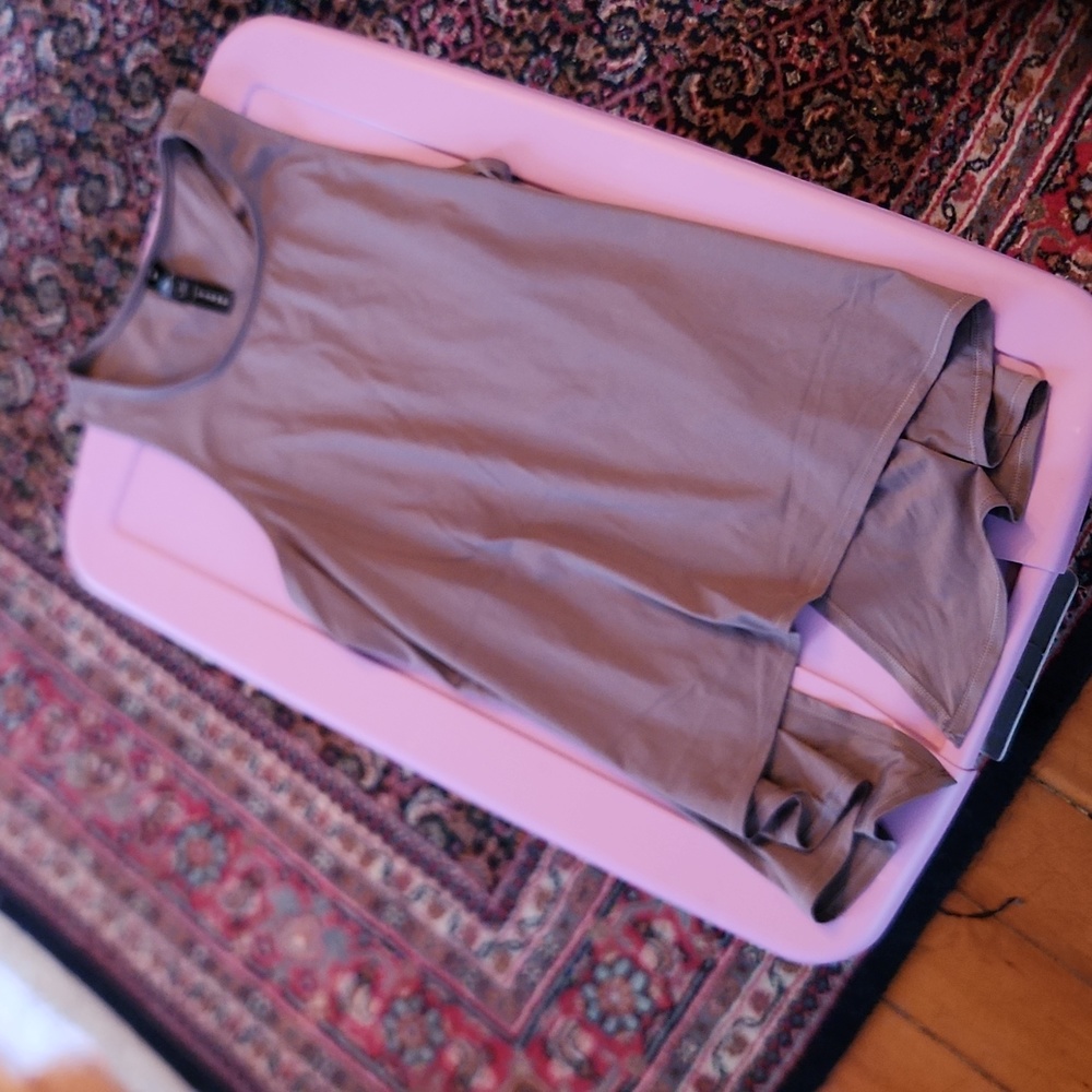 Yogalicious Tank Split Back